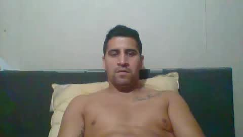 Snapshot of enzoron chatting on February 13, 2:01 am enzoron online show from February 13, 2:01 am
