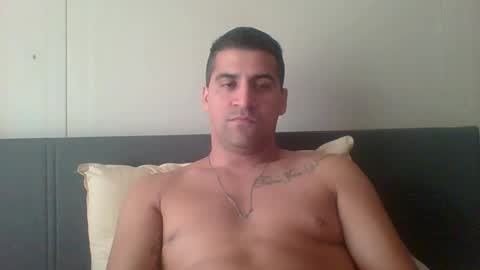 Snapshot of enzoron chatting on February 23, 2:57 pm enzoron online show from February 23, 2:57 pm