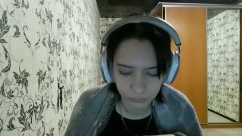 Lucy NEXT STREAM January 5 HNY  online show from April 15, 2:37 am