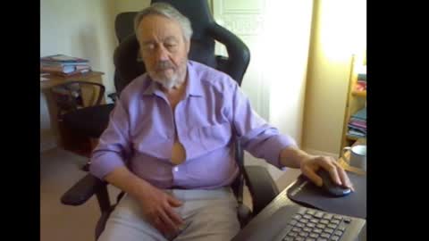 erasmus_d online show from September 15, 5:36 pm
