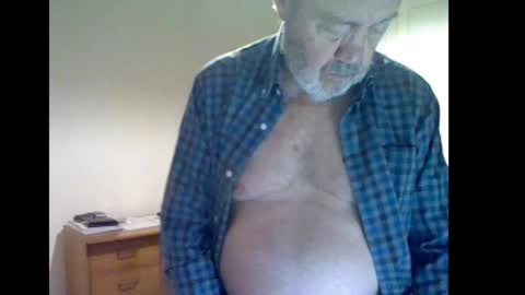 erasmus_d online show from January 18, 6:50 pm