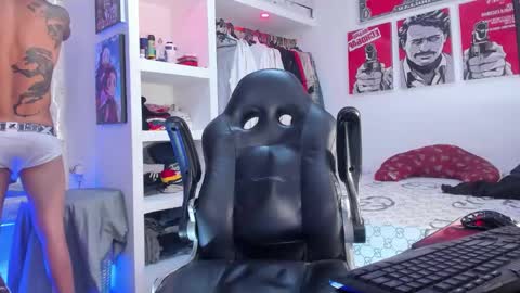 Tht BOSS Eren online show from September 17, 3:43 am