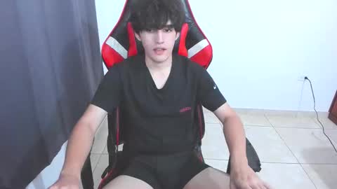 eren_tatakae online show from October 14, 2:14 am