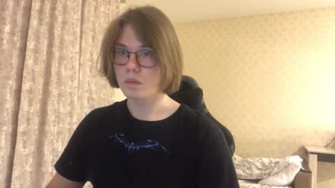 haru moon online show from February 28, 11:31 pm