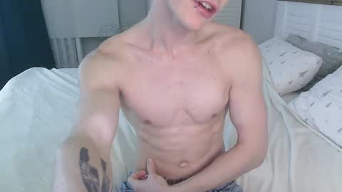 Eric Crush online show from January 15, 3:43 am