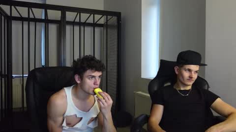    online show from October 29, 2:41 pm