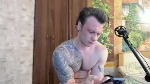 Eric online show from November 22, 4:11 am