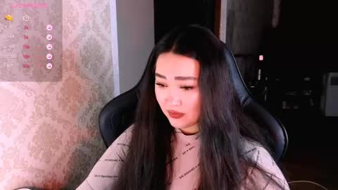 Erica Wayne online show from April 18, 7:07 pm