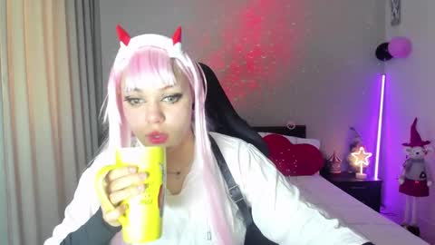 Erica online show from December 18, 11:34 am