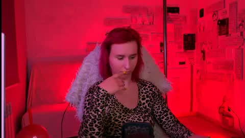 ericapotter online show from May 12, 4:38 pm