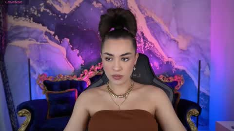 Erica online show from November 24, 7:18 am