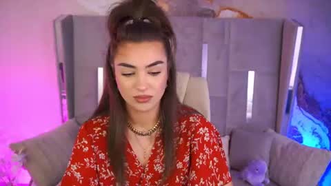 Erica online show from July 18, 2:19 pm