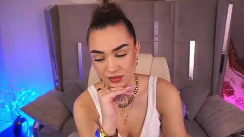 Erica online show from July 2, 6:51 am