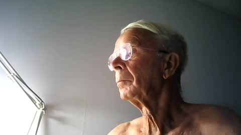erick280187 online show from August 9, 6:56 pm