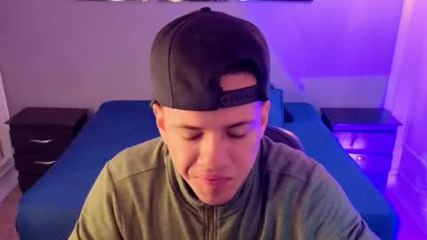 Erick  online show from May 3, 3:34 am