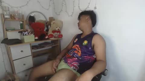 erick_cummer30 online show from April 15, 6:06 am