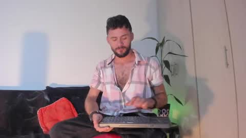 erickpritz_xh online show from May 15, 2:09 am