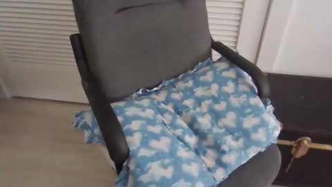 erin online show from June 7, 9:31 pm