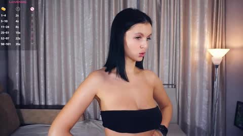 Erline and Monica online show from October 22, 7:15 pm