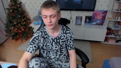 Max online show from January 5, 10:40 pm