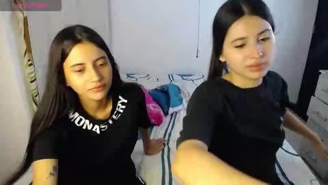 erosgirls_ online show from September 25, 3:57 am