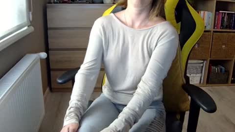 Melissa   online show from February 1, 6:51 pm