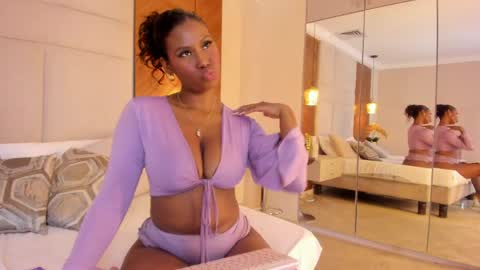 Alana online show from June 3, 1:08 am