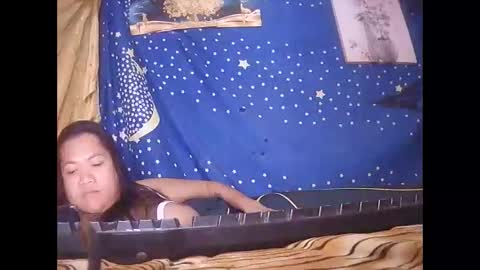 Ervana online show from December 3, 7:03 pm