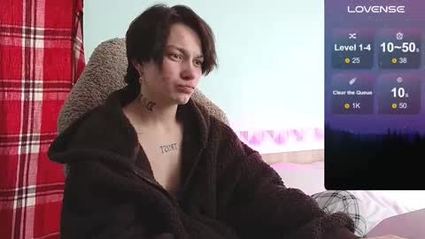 esajukyy online show from October 1, 8:13 am