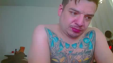 escodamus12 online show from January 19, 10:49 pm