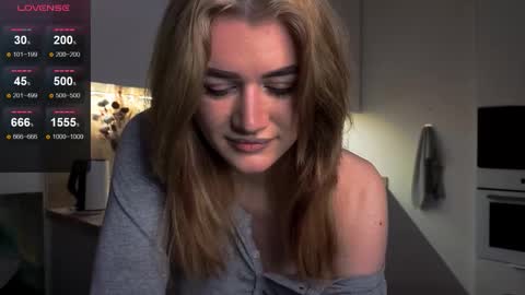 EshleGreen online show from February 22, 8:55 pm