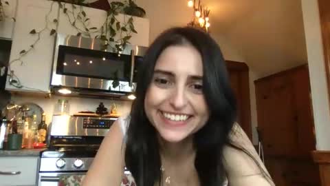 esimaralda online show from April 22, 7:32 pm