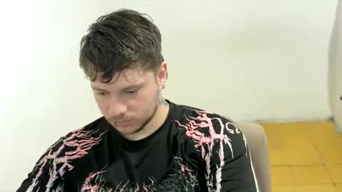 eskol212 online show from March 27, 4:52 pm