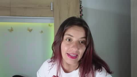 esmeralda_calderon online show from April 21, 6:15 pm