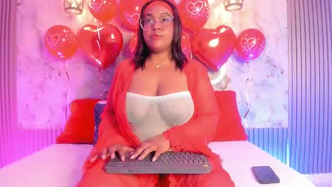 esmeralda online show from February 14, 9:24 am