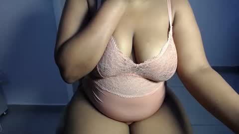 Esme online show from September 16, 11:23 am