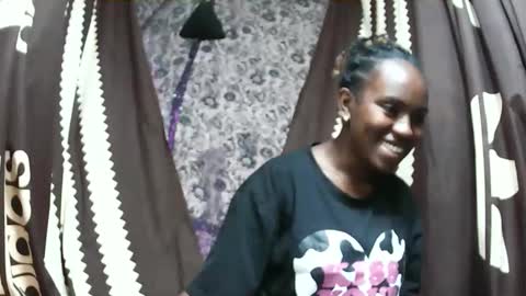 estanie online show from November 7, 6:21 pm