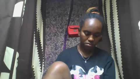 estanie online show from October 17, 7:23 am