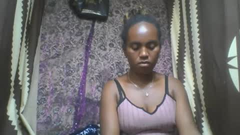 estanie online show from October 24, 8:20 pm