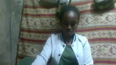 estanie online show from October 13, 8:44 pm