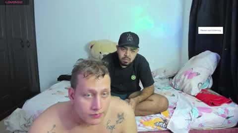 esteban montealegre online show from November 15, 2:02 am