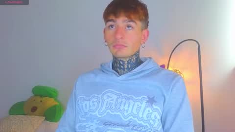 Esteban independent model online show from January 6, 1:59 pm