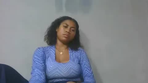 estelah796836 online show from May 12, 7:12 pm