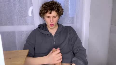 Alex online show from April 6, 4:19 pm