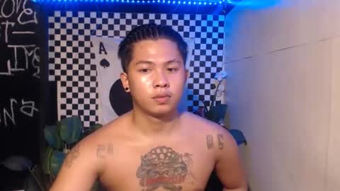 im esward tynn online show from November 17, 6:49 am