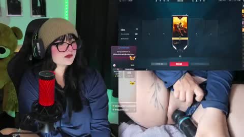 Aura online show from April 17, 1:24 pm