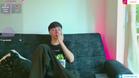 ethan and ava online show from April 1, 1:41 pm