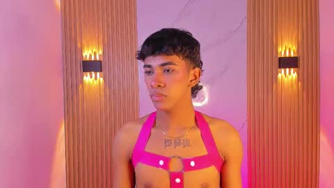 ethan_thouse online show from November 26, 10:28 pm