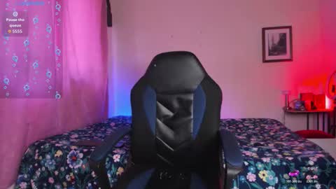 ethan travis online show from February 14, 6:43 pm