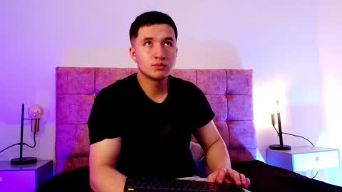 ethanconnor_ online show from January 13, 12:35 pm